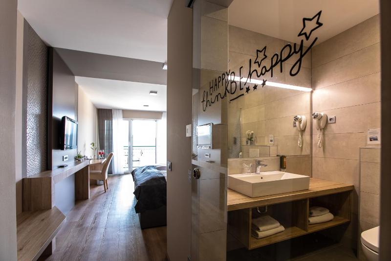Suite image 4