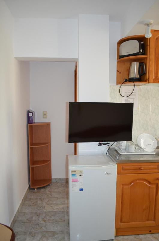 Bravo 1 Home George - image 10