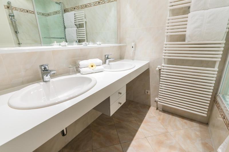 Junior Suite image 4