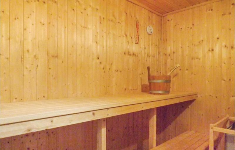 Stunning Home In Rechlin With Sauna - image 17
