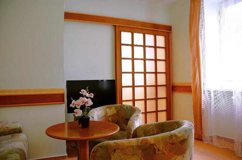 Apartment image 2