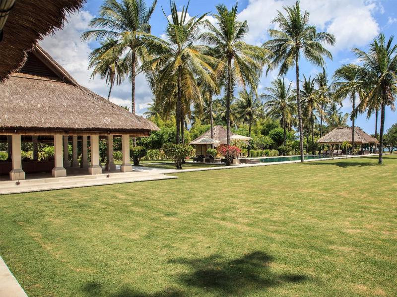 Villa Sepoi Sepoi by Elite Havens - image 16