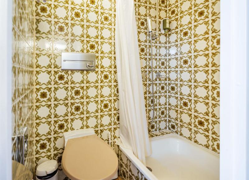 Economy Double Room image 1
