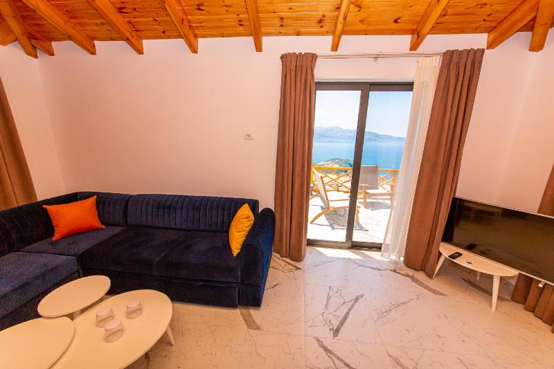 Suite with Terrace Sea View - 1st building image 3