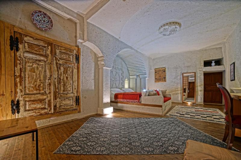 King Suite image 3
