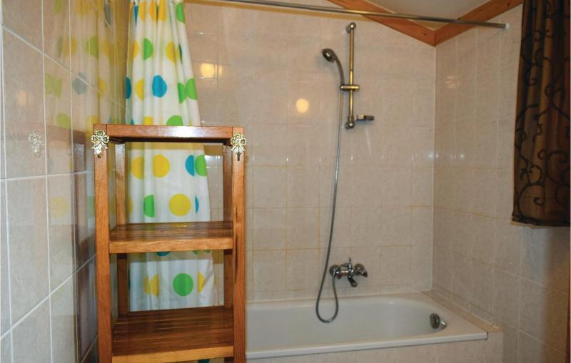 Two-Bedroom Holiday Home image 4