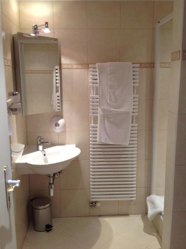 Superior Double Room image 4