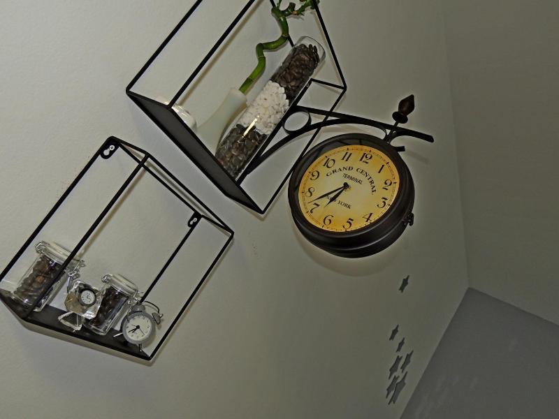 Studio Apartment image 3