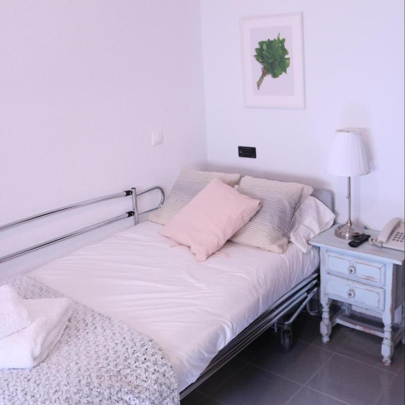 Single Room - Disability Access image 3
