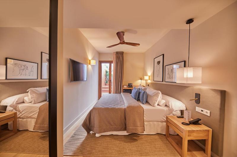 Double Room with Jacuzzi in Terrace image 4