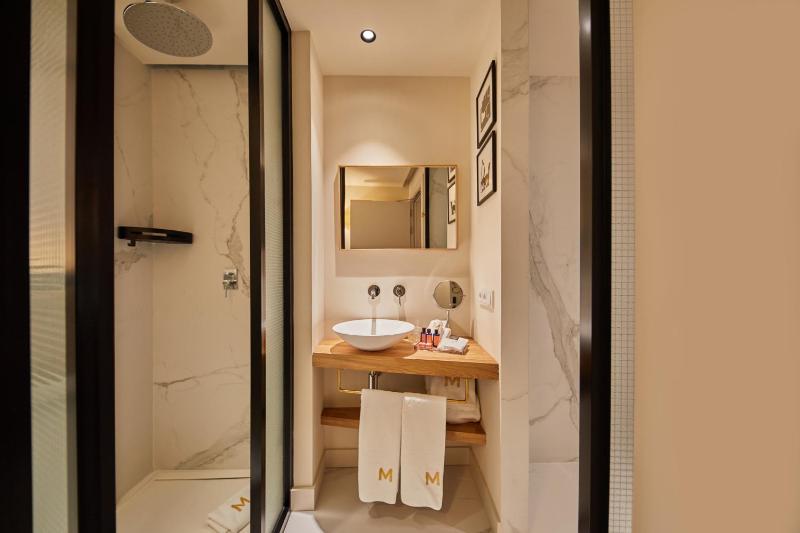 Double Room with Jacuzzi in Terrace image 2