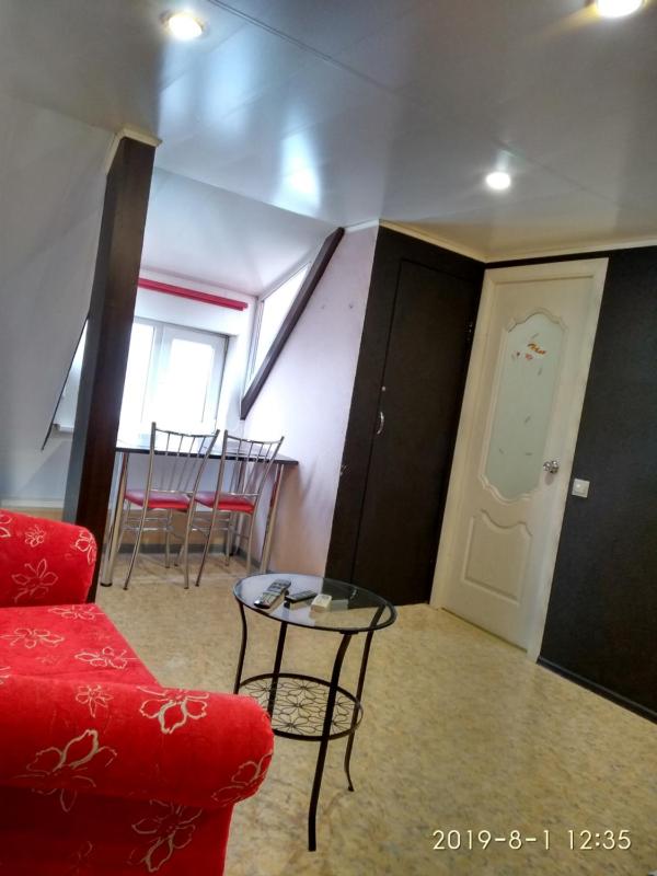 Studio Apartment image 2