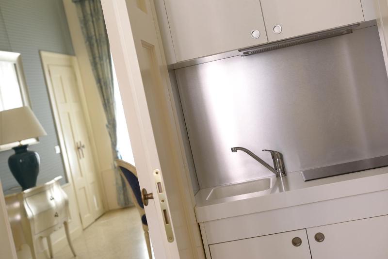 Three-Bedroom Apartment image 4