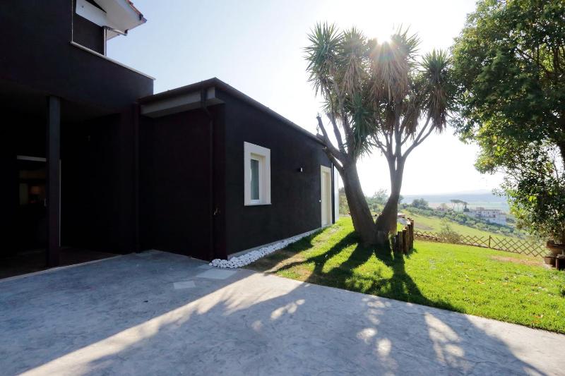 Superior King Room image 2