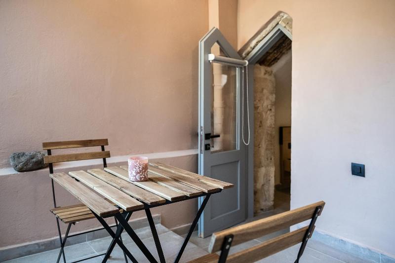 Suite with Patio image 3