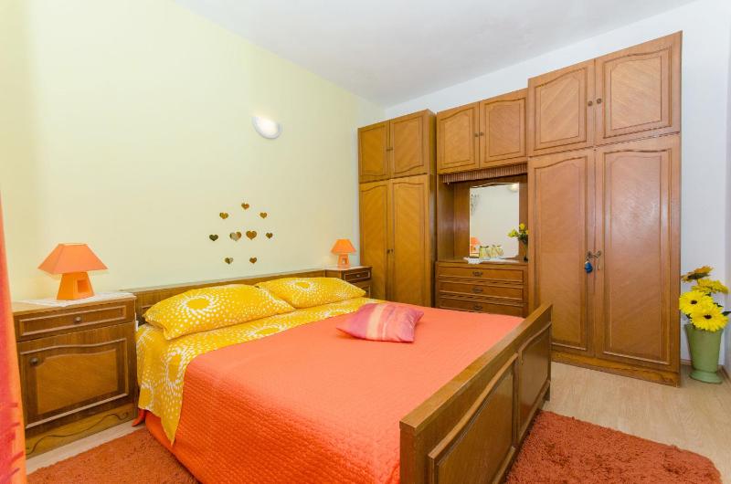One-Bedroom apartment Standard image 4