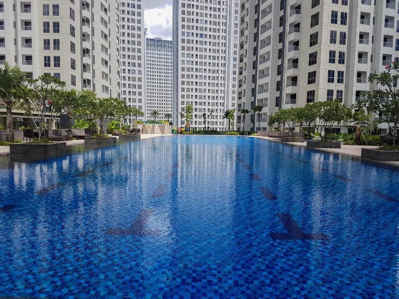 Nice 1BR Apartment at M-Town Signature By Travelio - image 5