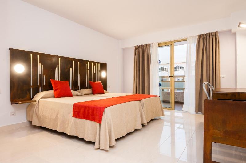 Double or Twin Room (2 Adults) image 4