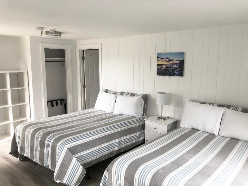 Two-Bedroom Suite image 3