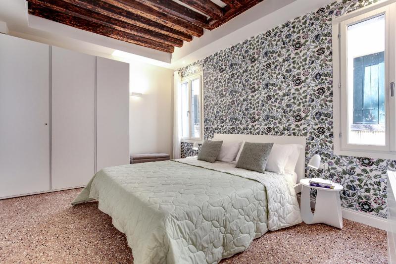 Rugabella Rialto Deluxe by Wonderful Italy - image 13
