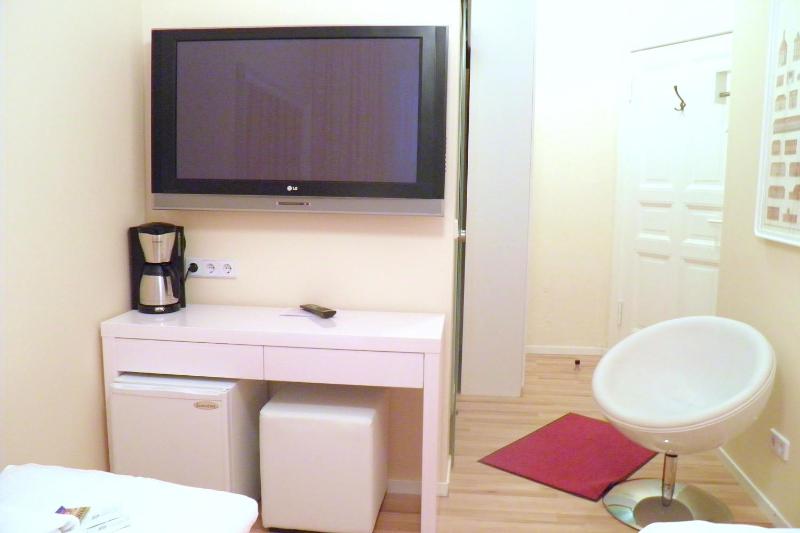 City Guesthouse Pension Berlin - image 7