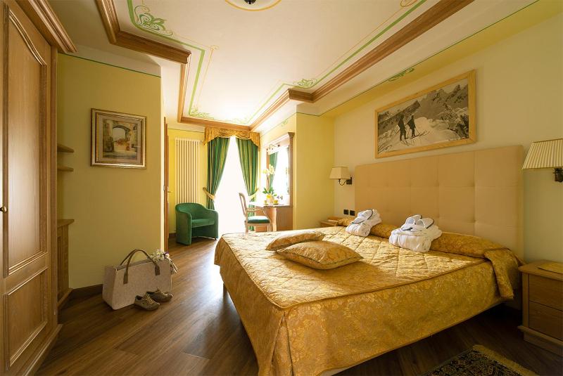 Double or Twin Room image 1