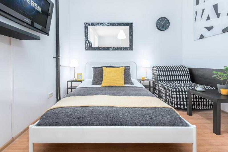 Apartments Wilcza 55 by Noclegi Renters - image 11