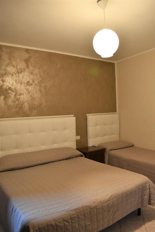 Triple Room image 4