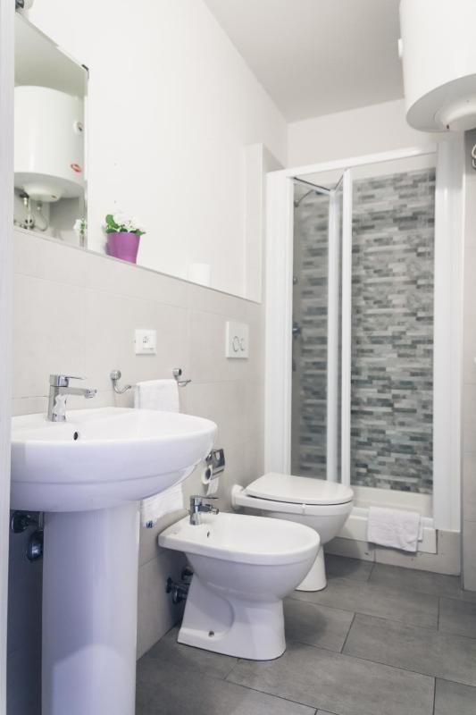 Double Room with Private Bathroom image 1