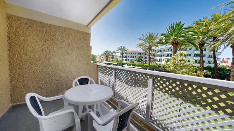 Ura Hotels Jardín Del Atlántico - image 18