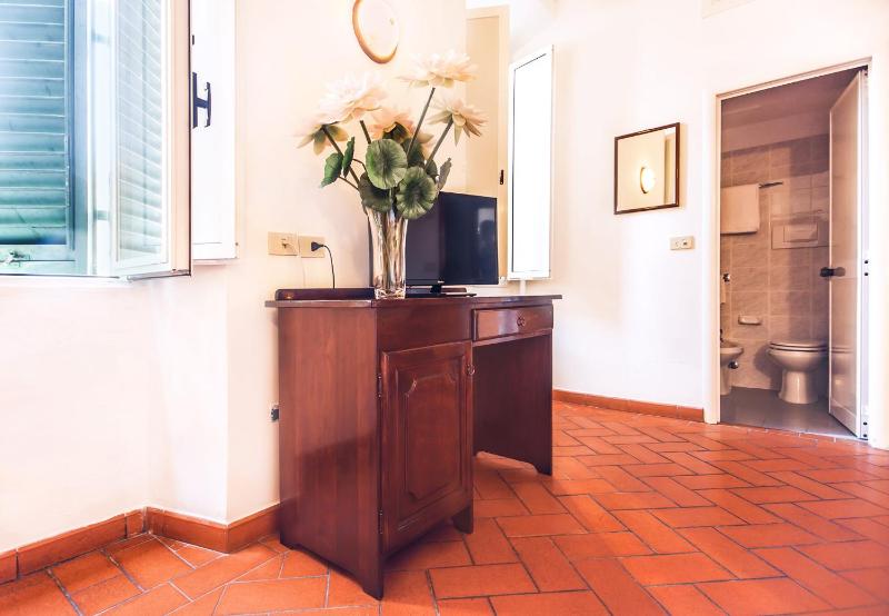 Double Room Duomo side view image 3