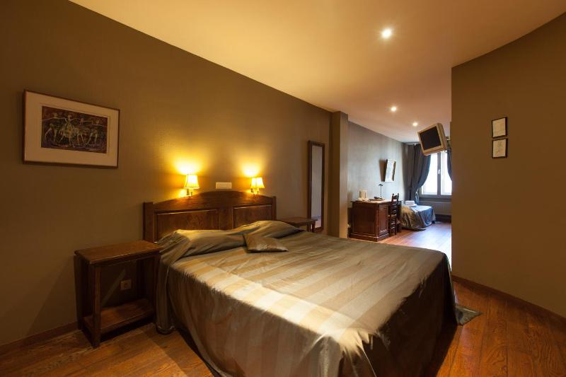 Triple Room image 4