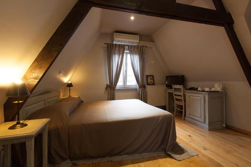 Quadruple Room image 1