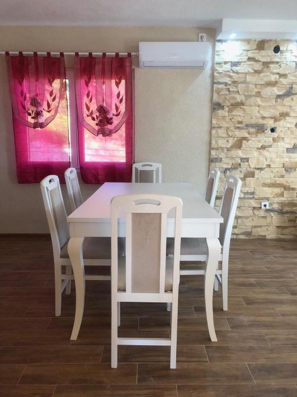 Two-Bedroom Villa image 3