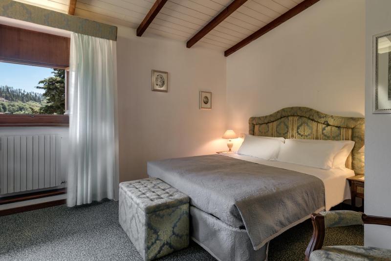 Superior Double Room image 1