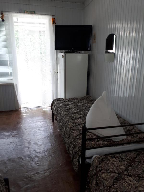 Quadruple Room image 3