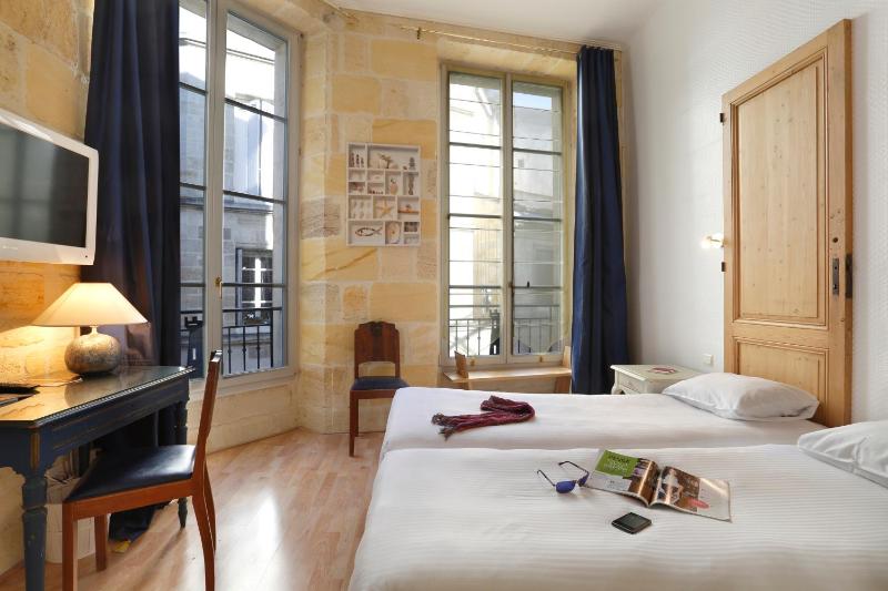 Superior Double Room image 4