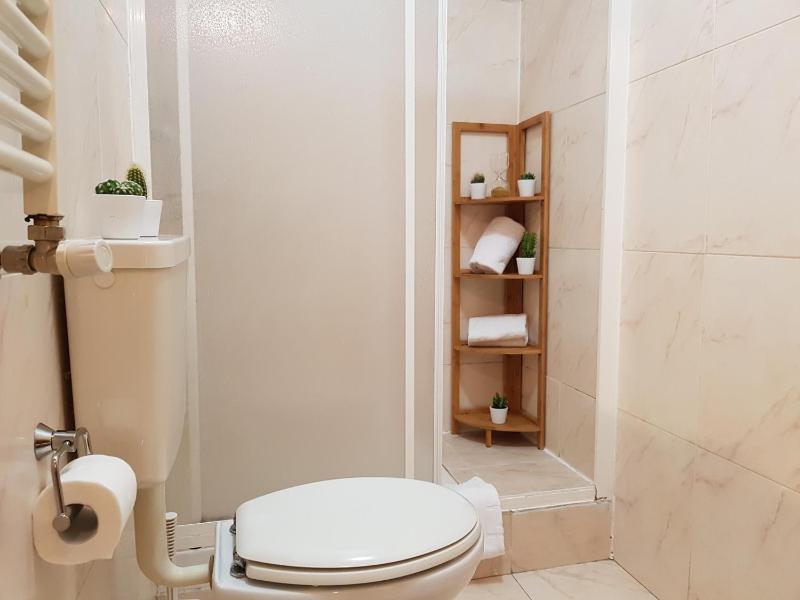 Comfort Triple Room image 4