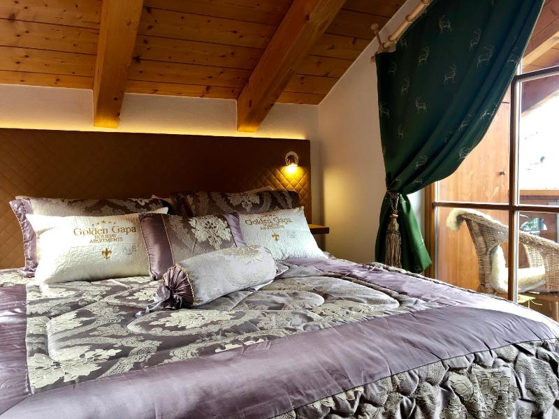 Golden GaPa Penthouse 1 - image 19