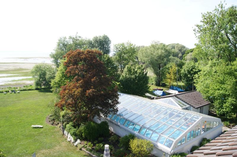 Double Room with Balcony and Sea View image 3