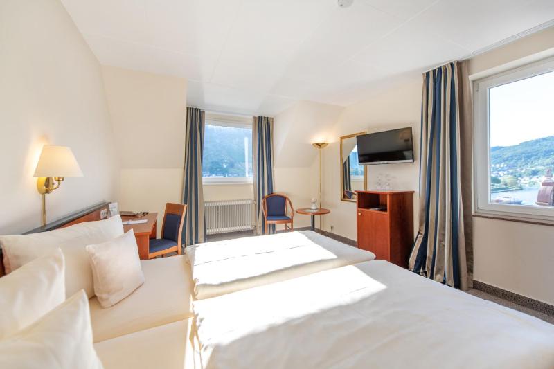Double Room with Moselle View image 3