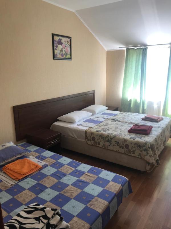 Triple Room image 2