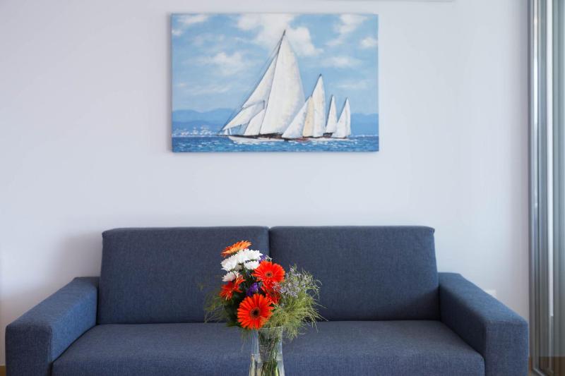 Apartment with Sea View image 4