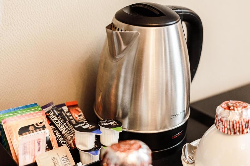 Classic Single Room image 3