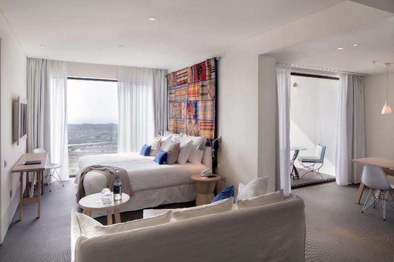 Suite image 3