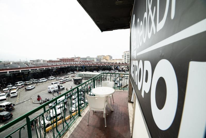 Triple Room with Private Bathroom image 3