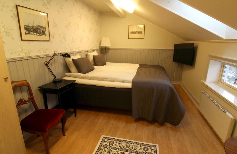 Double or Twin Room with Garden View image 1