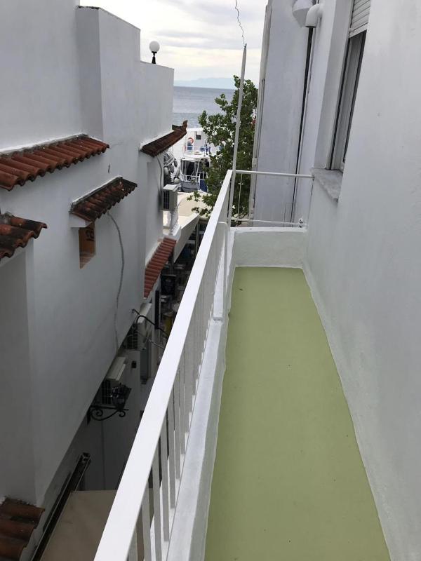 Birds Nest Flat - image 5