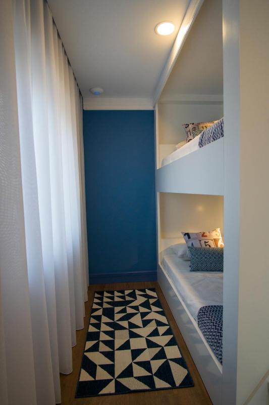 Family Room with Shower image 3