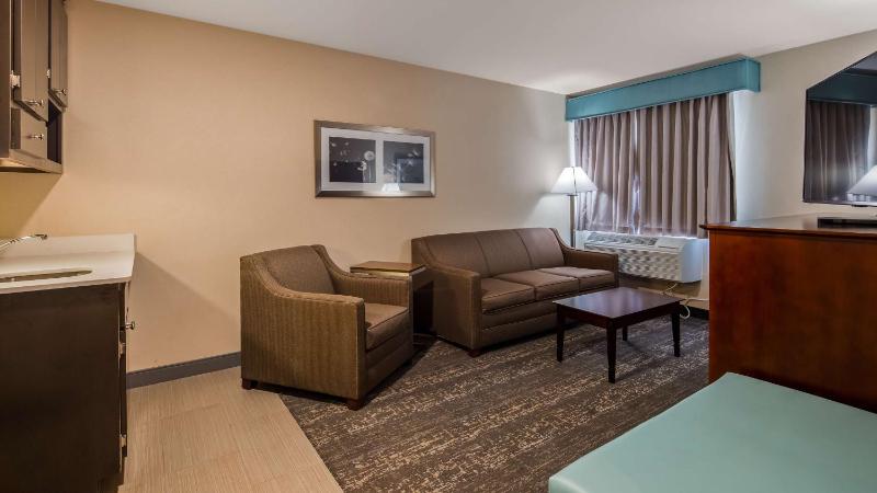 King Room image 2